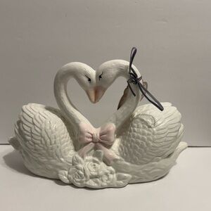 Shabby Chic Valentine White Swan Heart with Pink Bow-SEE BELOW